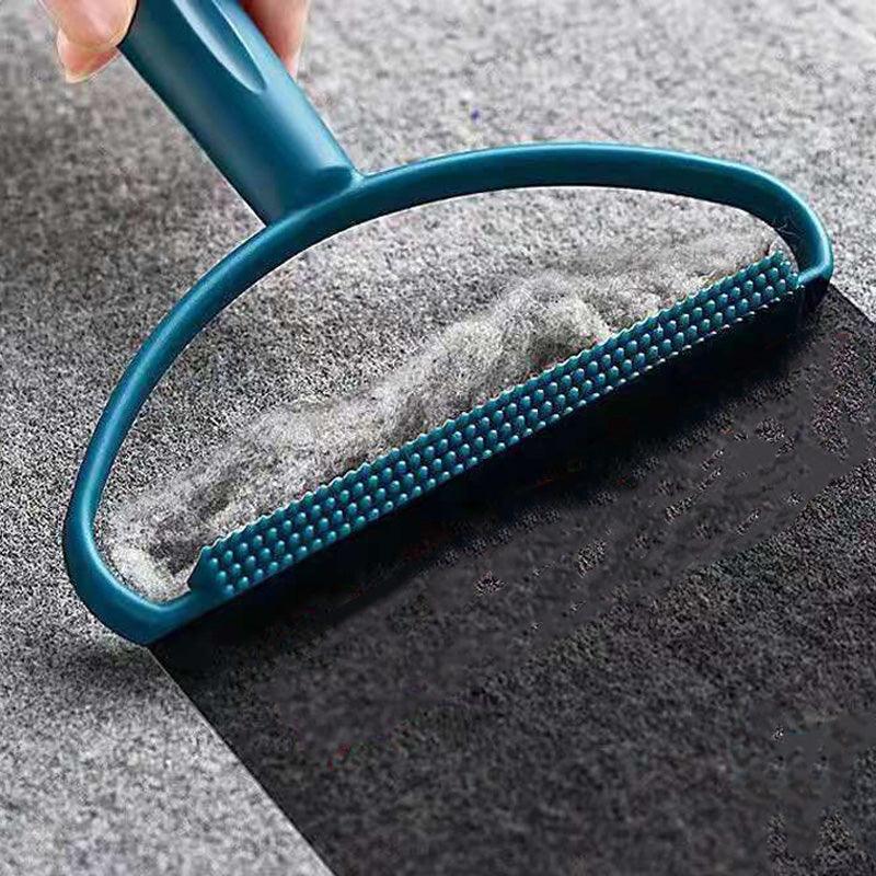 Portable Lint & Pet Hair Remover Brush - yokefinds.ie